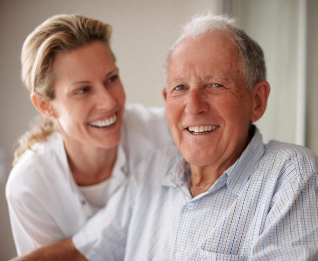 Soins infirmiers à domicile pour seniors sur Bordeaux Bastide